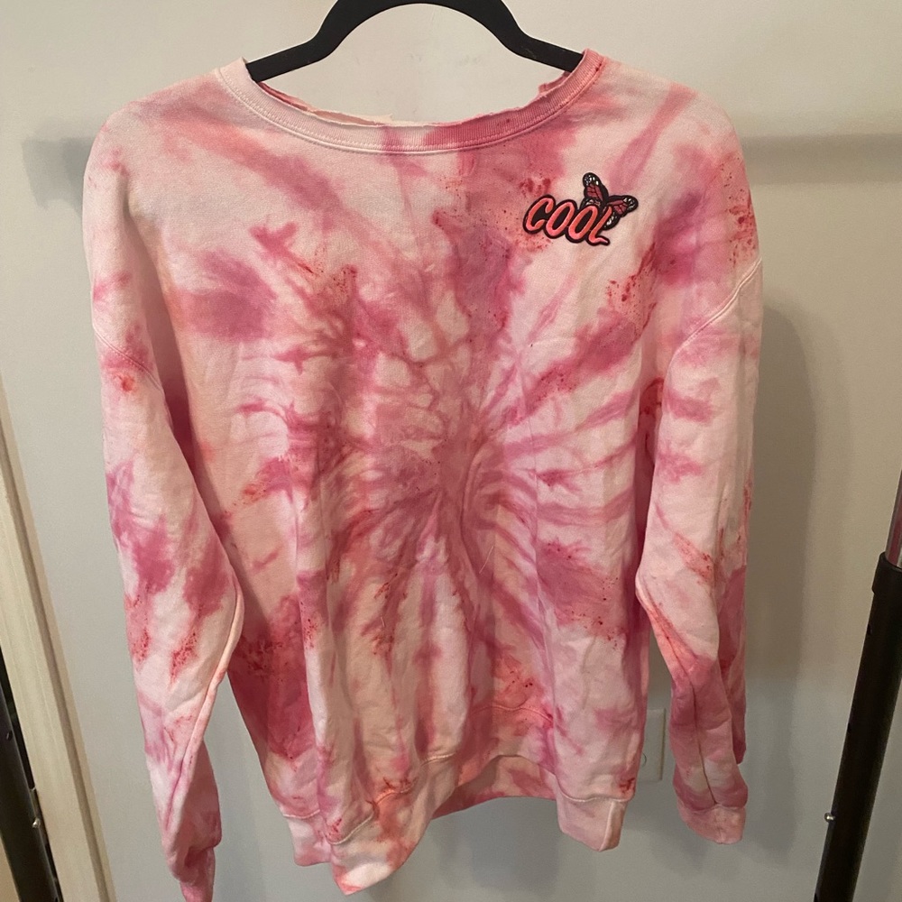 Cool pink sweatshirt